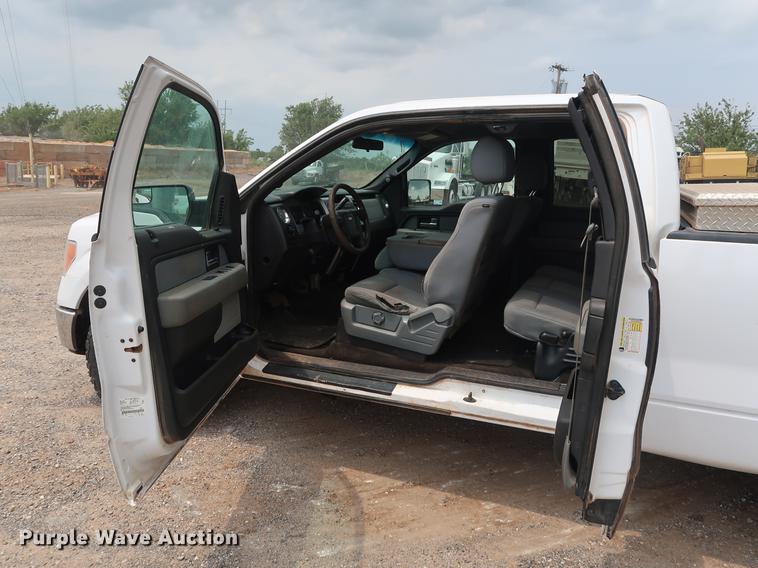 image for item DG4001 2014 Ford F150 XLT SuperCab pickup truck