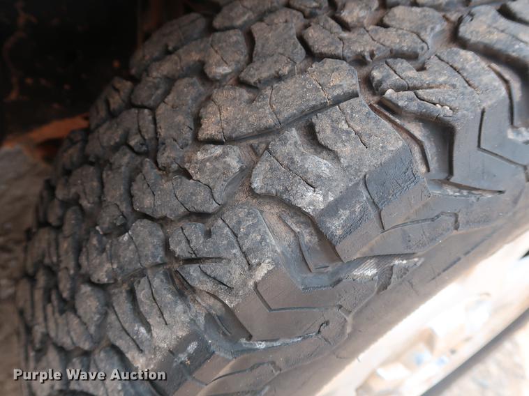 image for item DG4001 2014 Ford F150 XLT SuperCab pickup truck