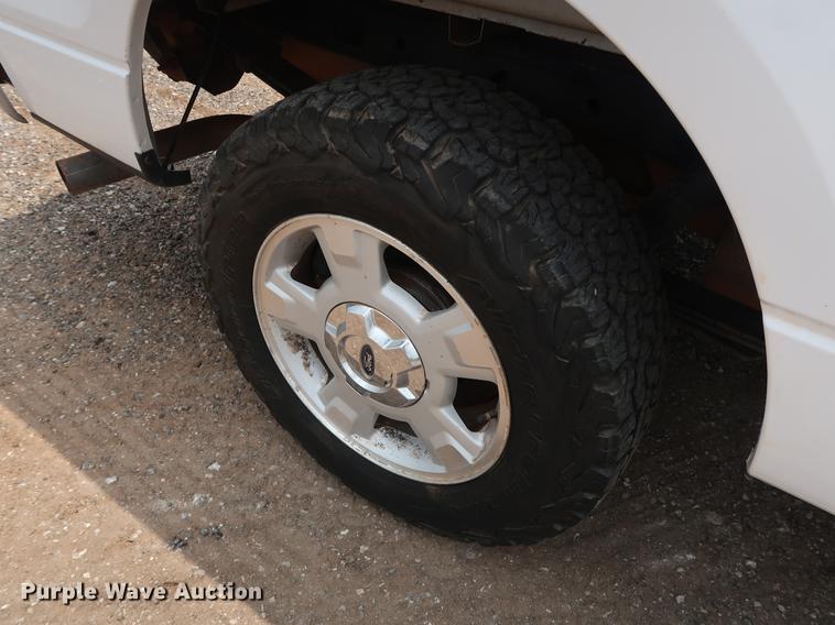 image for item DG4001 2014 Ford F150 XLT SuperCab pickup truck