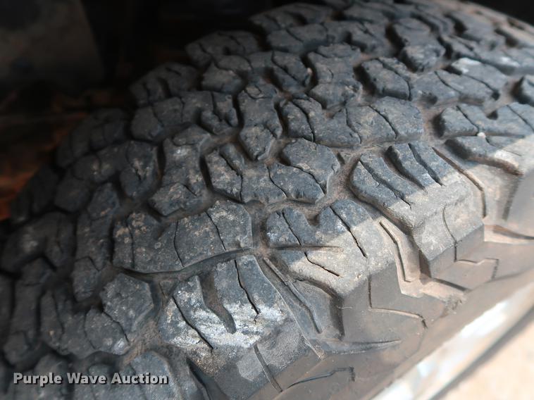 image for item DG4001 2014 Ford F150 XLT SuperCab pickup truck