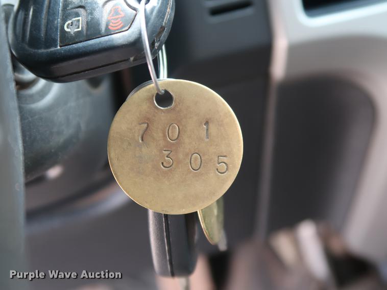 image for item DG4001 2014 Ford F150 XLT SuperCab pickup truck