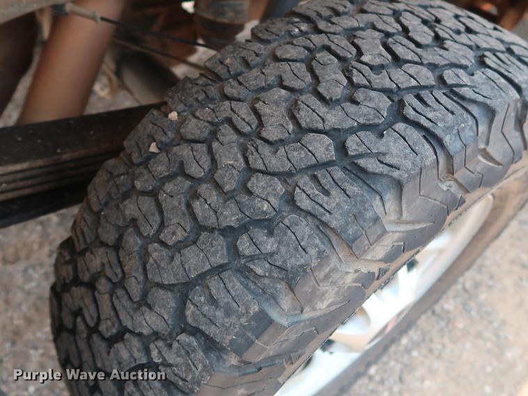 image for item DG4002 2011 GMC Sierra 2500HD Ext. Cab pickup truck