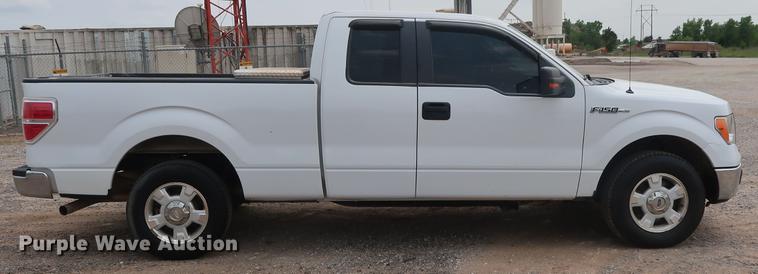 image for item DG4003 2012 Ford F150 XLT SuperCab pickup truck