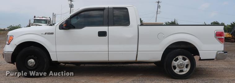 image for item DG4003 2012 Ford F150 XLT SuperCab pickup truck