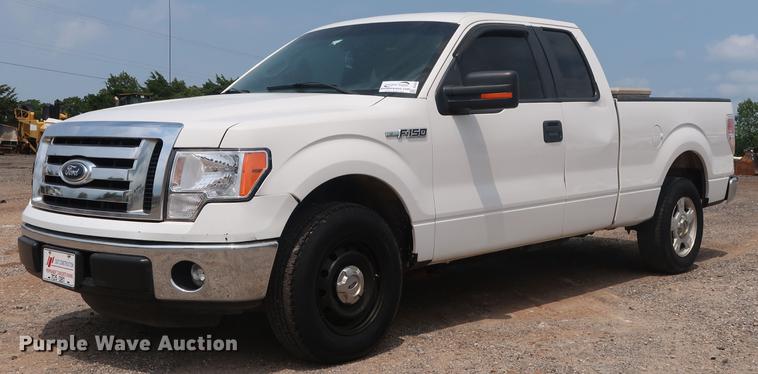 image for item DG4003 2012 Ford F150 XLT SuperCab pickup truck