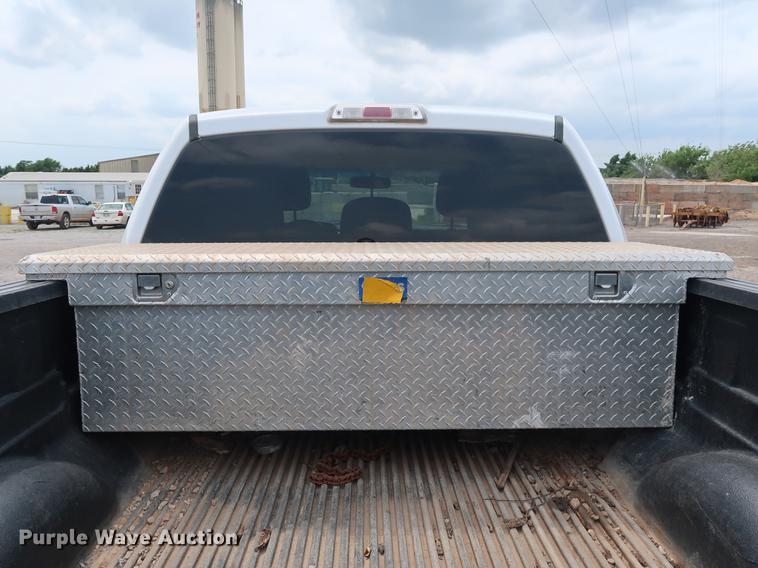 image for item DG4003 2012 Ford F150 XLT SuperCab pickup truck