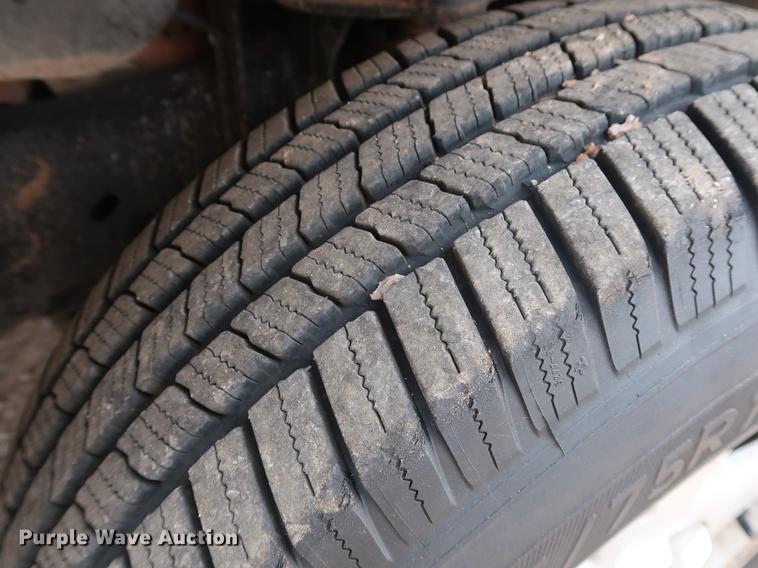 image for item DG4003 2012 Ford F150 XLT SuperCab pickup truck