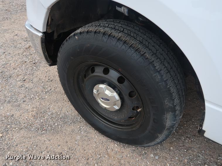 image for item DG4003 2012 Ford F150 XLT SuperCab pickup truck