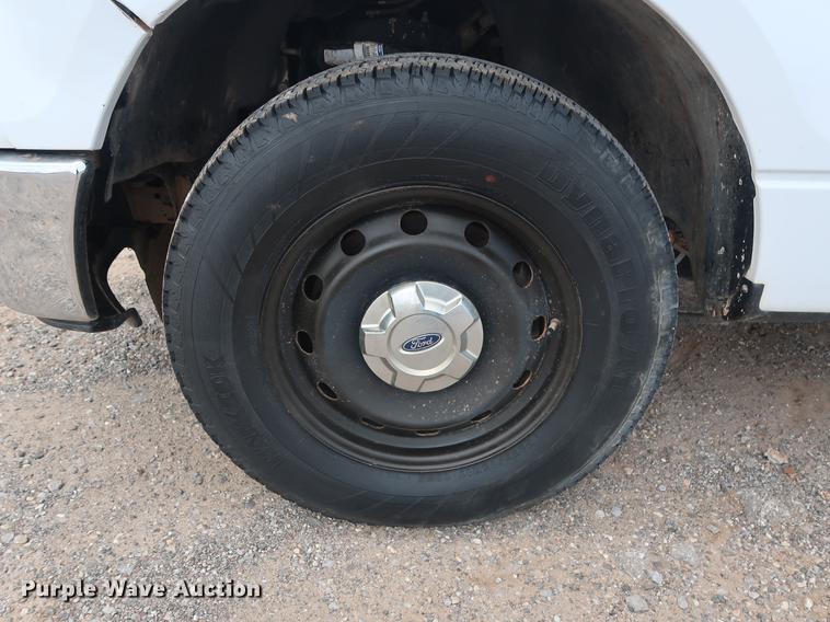 image for item DG4003 2012 Ford F150 XLT SuperCab pickup truck