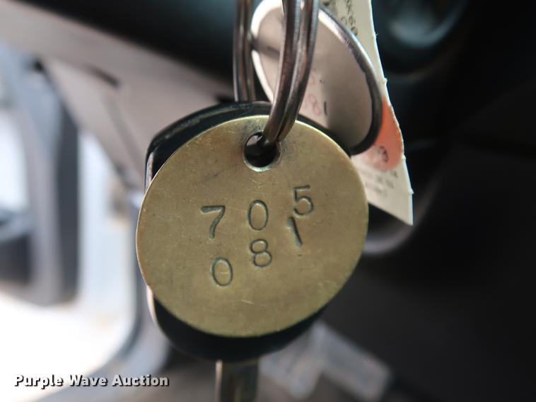 image for item DG4003 2012 Ford F150 XLT SuperCab pickup truck