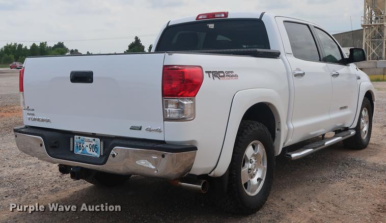 image for item DG4004 2011 Toyota Tundra Limited CrewMax pickup truck