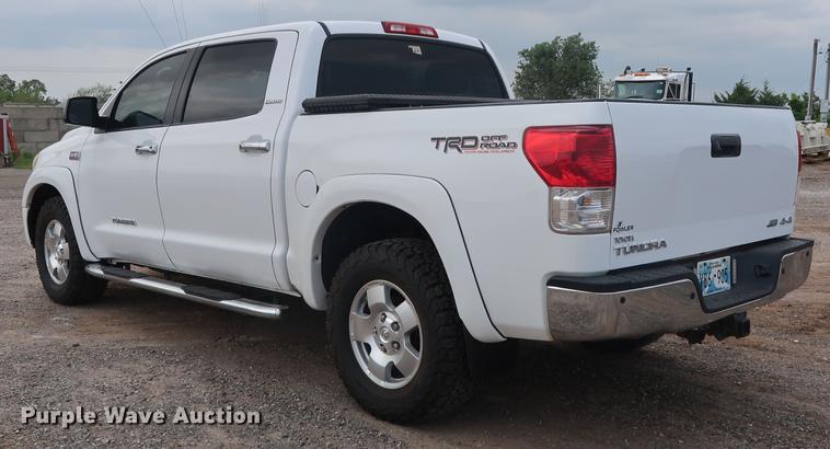image for item DG4004 2011 Toyota Tundra Limited CrewMax pickup truck