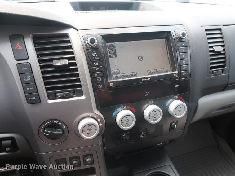 image for item DG4004 2011 Toyota Tundra Limited CrewMax pickup truck