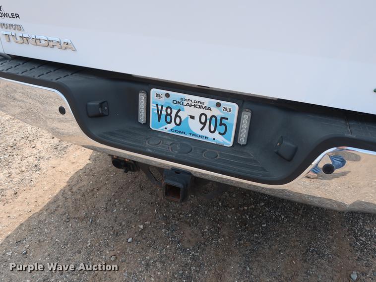 image for item DG4004 2011 Toyota Tundra Limited CrewMax pickup truck