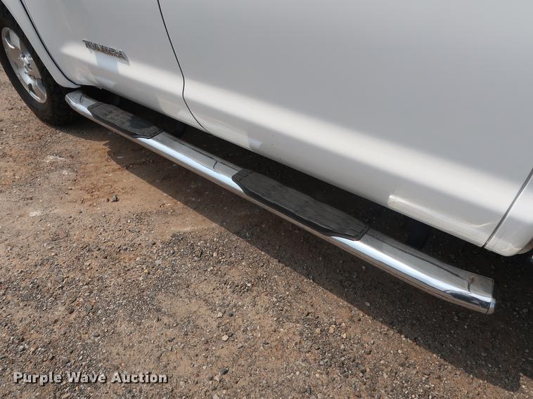 image for item DG4004 2011 Toyota Tundra Limited CrewMax pickup truck