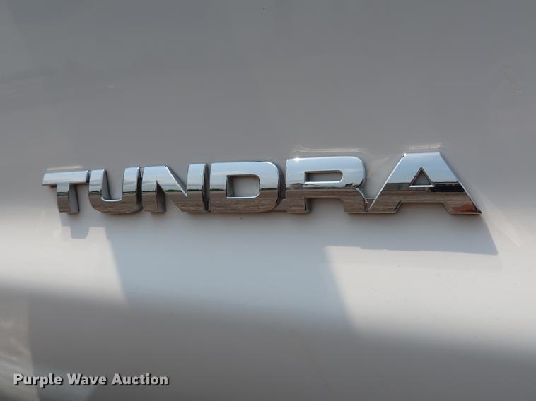 image for item DG4004 2011 Toyota Tundra Limited CrewMax pickup truck