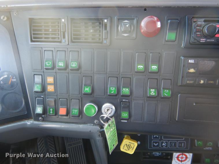 image for item DG5789 2000 Van Hool T2145 coach bus