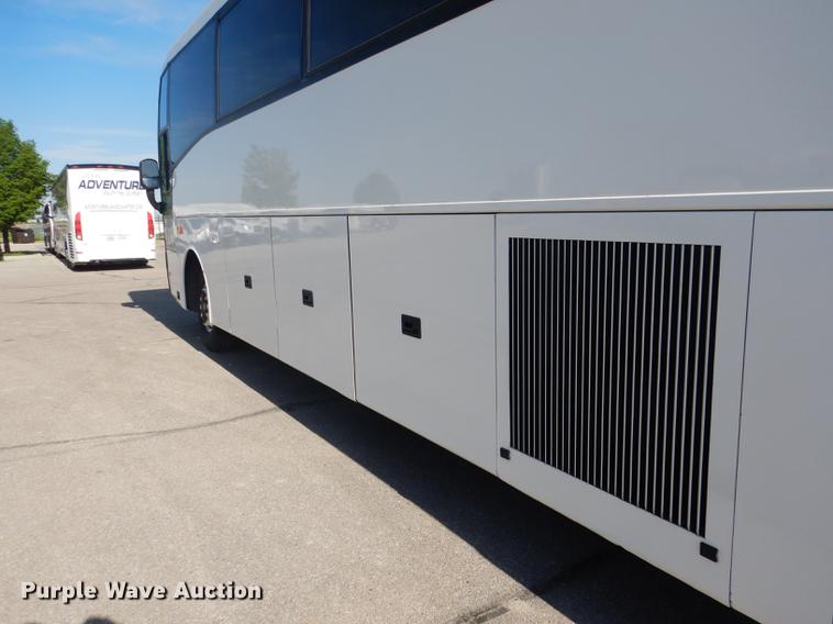 image for item DG5789 2000 Van Hool T2145 coach bus