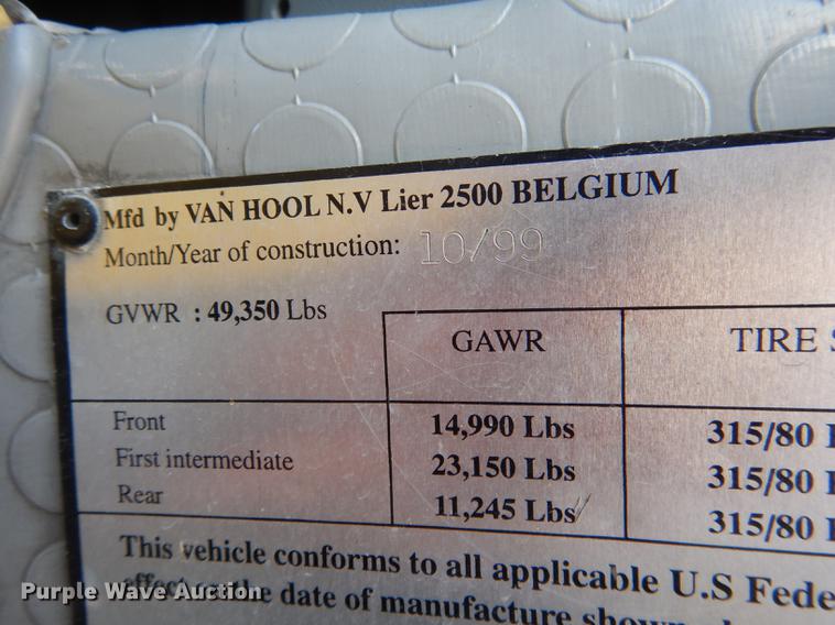 image for item DG5789 2000 Van Hool T2145 coach bus