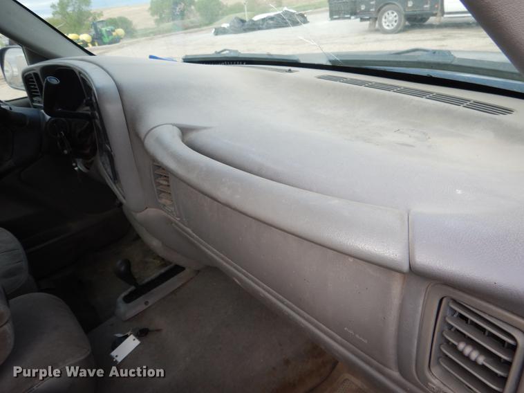 image for item DG5794 2000 Chevrolet Silverado 2500 pickup truck