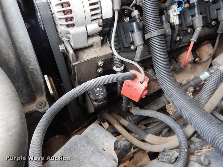 image for item DG5794 2000 Chevrolet Silverado 2500 pickup truck