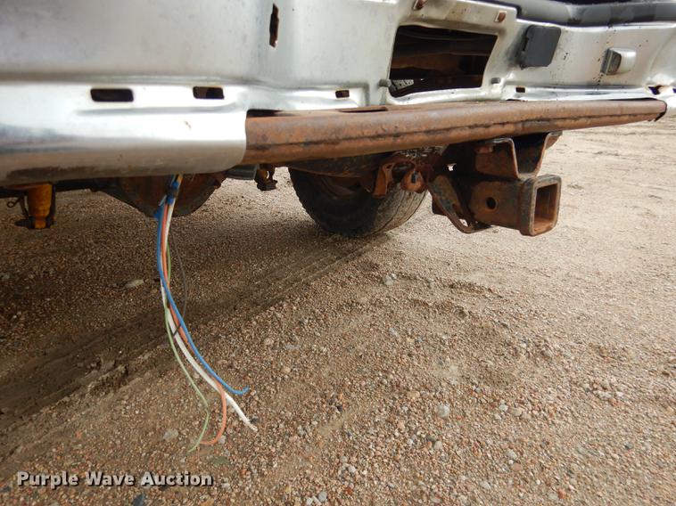 image for item DG5794 2000 Chevrolet Silverado 2500 pickup truck