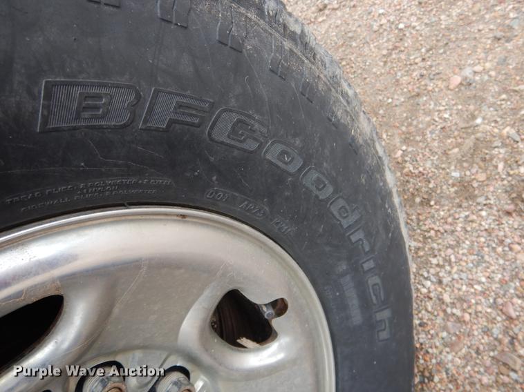 image for item DG5794 2000 Chevrolet Silverado 2500 pickup truck