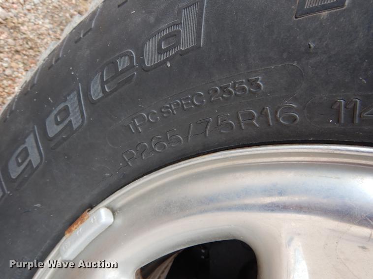 image for item DG5794 2000 Chevrolet Silverado 2500 pickup truck