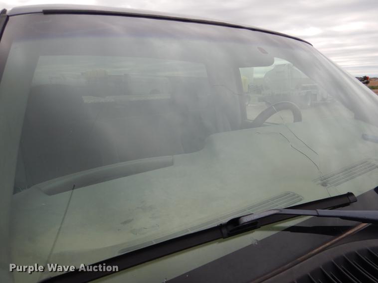 image for item DG5794 2000 Chevrolet Silverado 2500 pickup truck