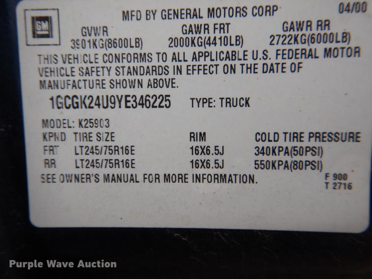 image for item DG5794 2000 Chevrolet Silverado 2500 pickup truck