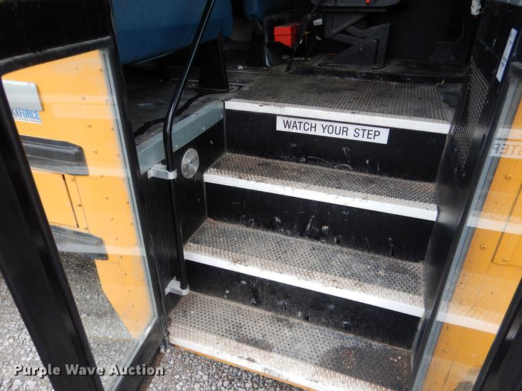 image for item DG5796 2014 International CE school bus