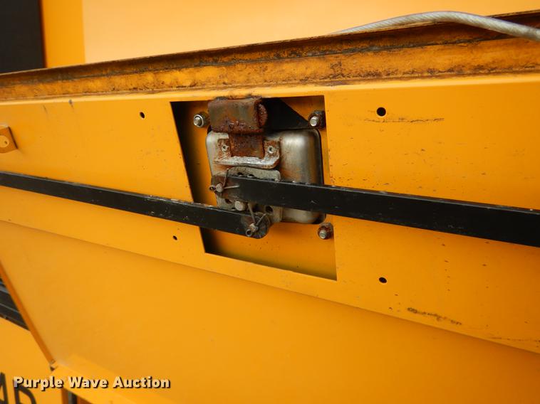 image for item DG5796 2014 International CE school bus