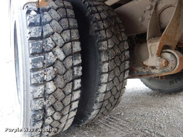 image for item DG5796 2014 International CE school bus