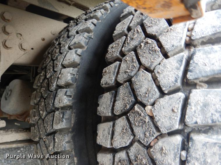 image for item DG5796 2014 International CE school bus