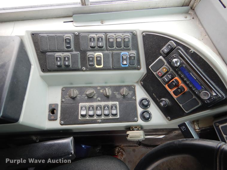 image for item DG5797 2007 Blue Bird Vision school bus