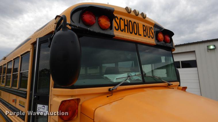 image for item DG5797 2007 Blue Bird Vision school bus