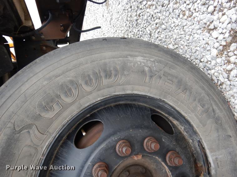 image for item DG5797 2007 Blue Bird Vision school bus