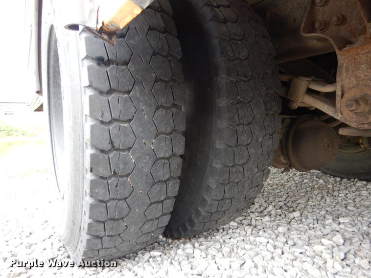 image for item DG5797 2007 Blue Bird Vision school bus