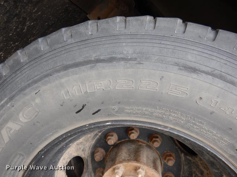 image for item DG5797 2007 Blue Bird Vision school bus