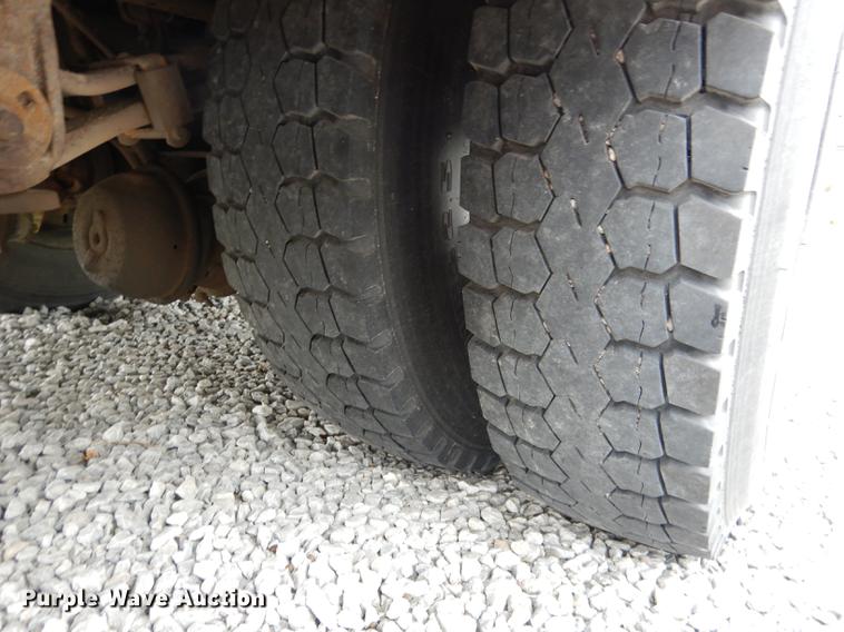 image for item DG5797 2007 Blue Bird Vision school bus