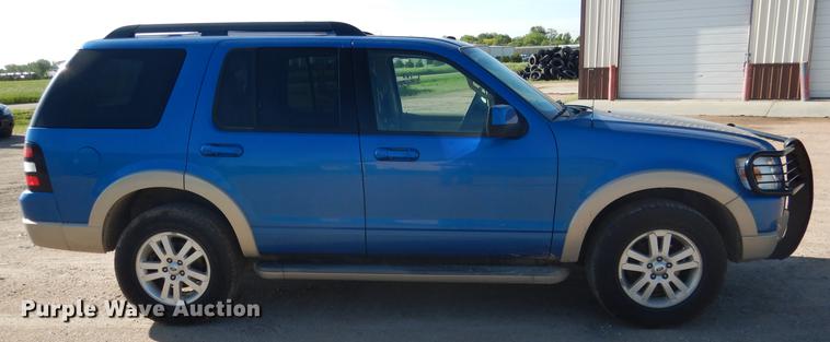 image for item DG5799 2010 Ford Explorer Eddie Bauer SUV