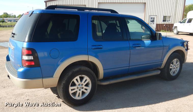 image for item DG5799 2010 Ford Explorer Eddie Bauer SUV