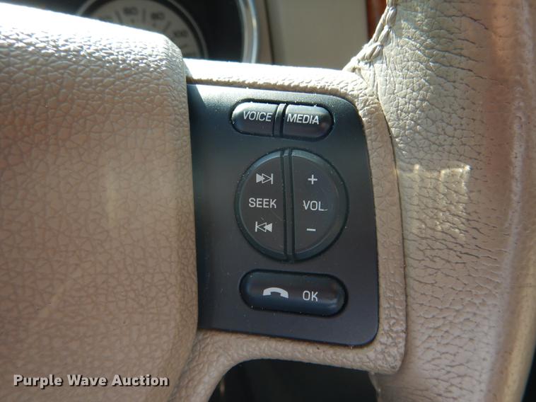 image for item DG5799 2010 Ford Explorer Eddie Bauer SUV