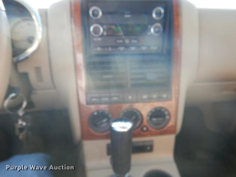 image for item DG5799 2010 Ford Explorer Eddie Bauer SUV