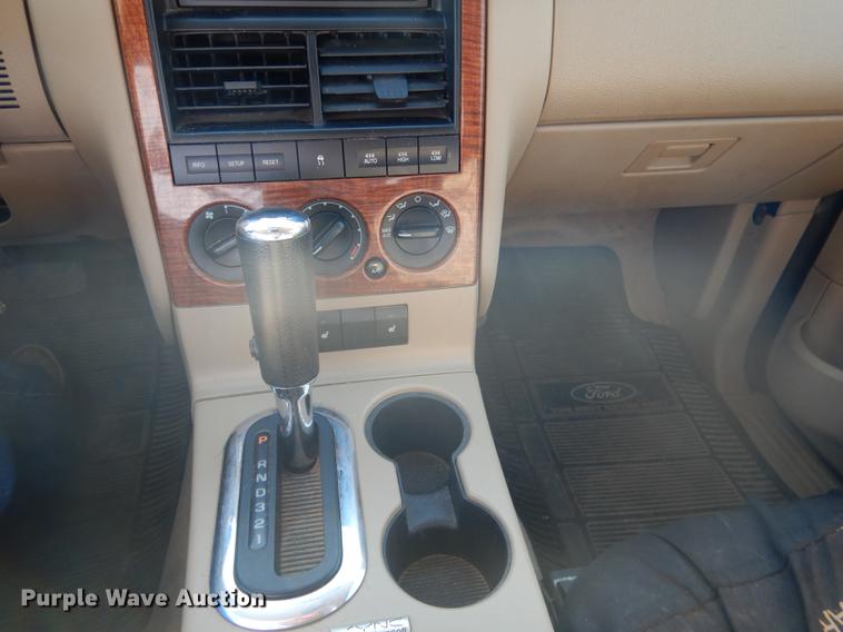 image for item DG5799 2010 Ford Explorer Eddie Bauer SUV