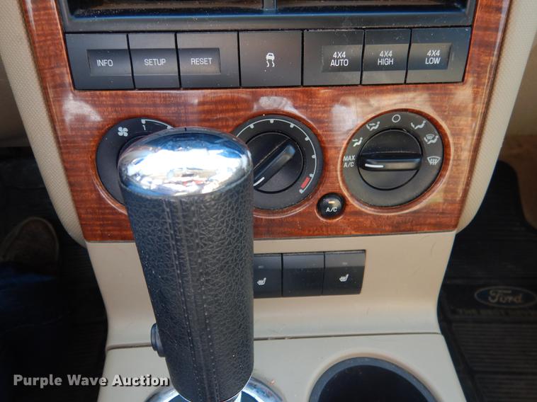 image for item DG5799 2010 Ford Explorer Eddie Bauer SUV