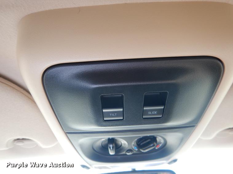 image for item DG5799 2010 Ford Explorer Eddie Bauer SUV