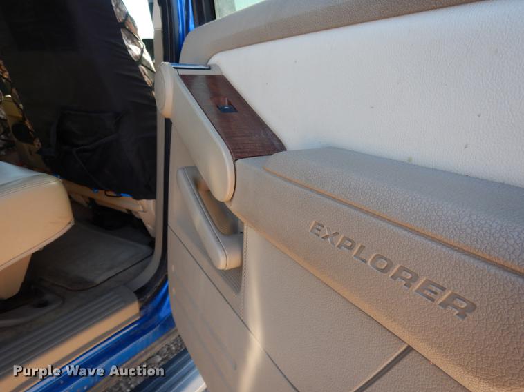 image for item DG5799 2010 Ford Explorer Eddie Bauer SUV