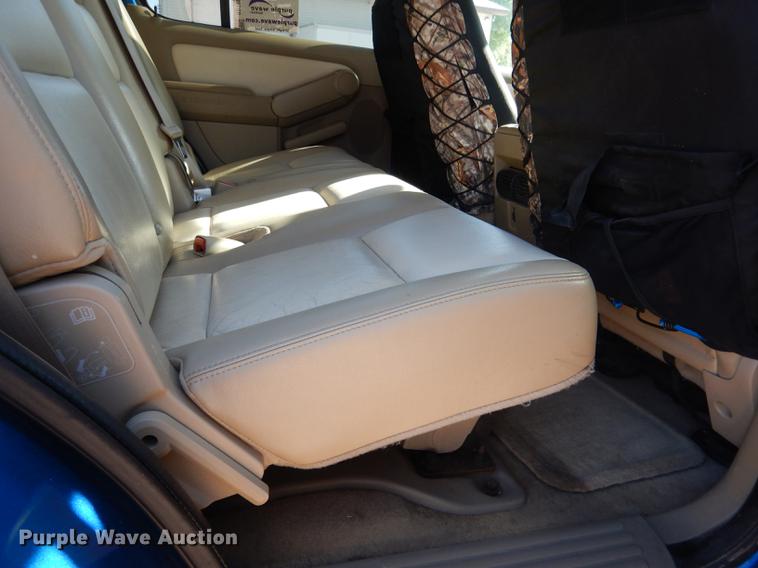 image for item DG5799 2010 Ford Explorer Eddie Bauer SUV