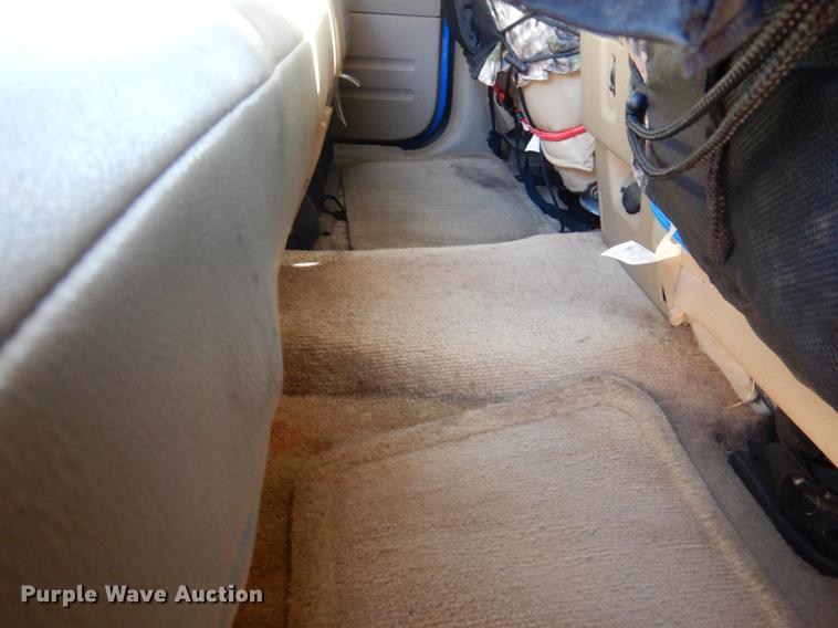 image for item DG5799 2010 Ford Explorer Eddie Bauer SUV